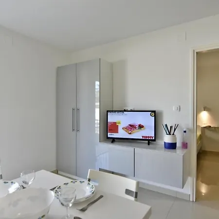Апартаменты In Mit Terrasse By Interhome Замбратия